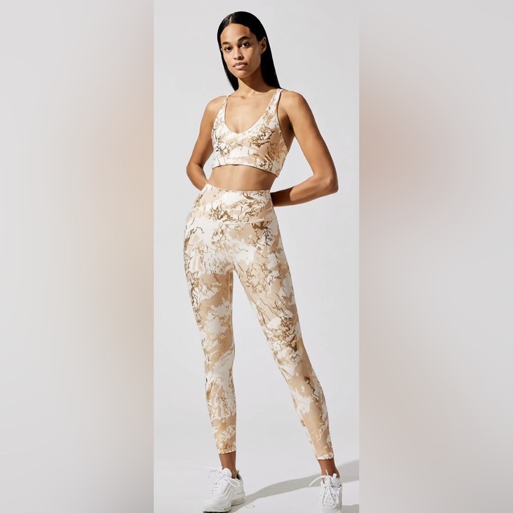 Carbon 38 Marble Shine 7/8 Legging and Cross Back Bra